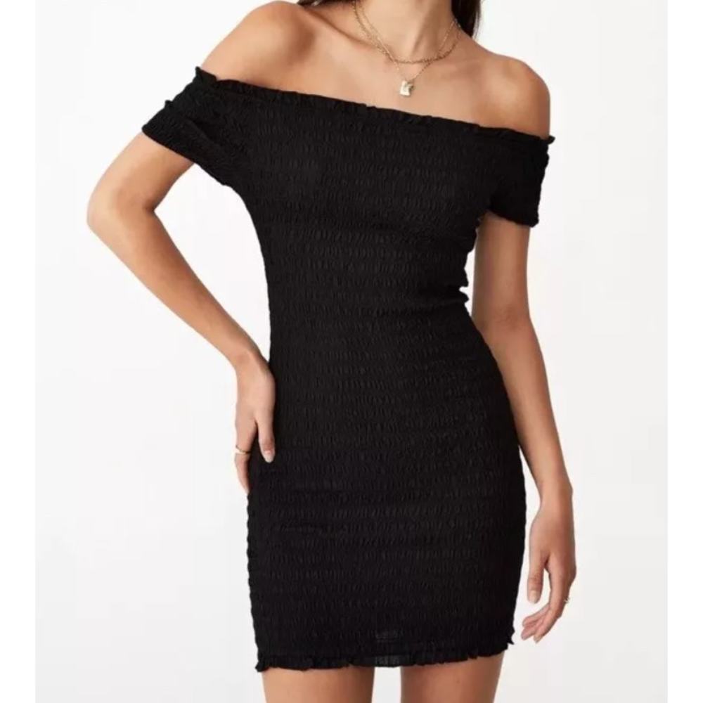 Fifth & Mode Women’s Carmen‎ Ruffle Off Shoulder Smocked Mini Dress Size P Black